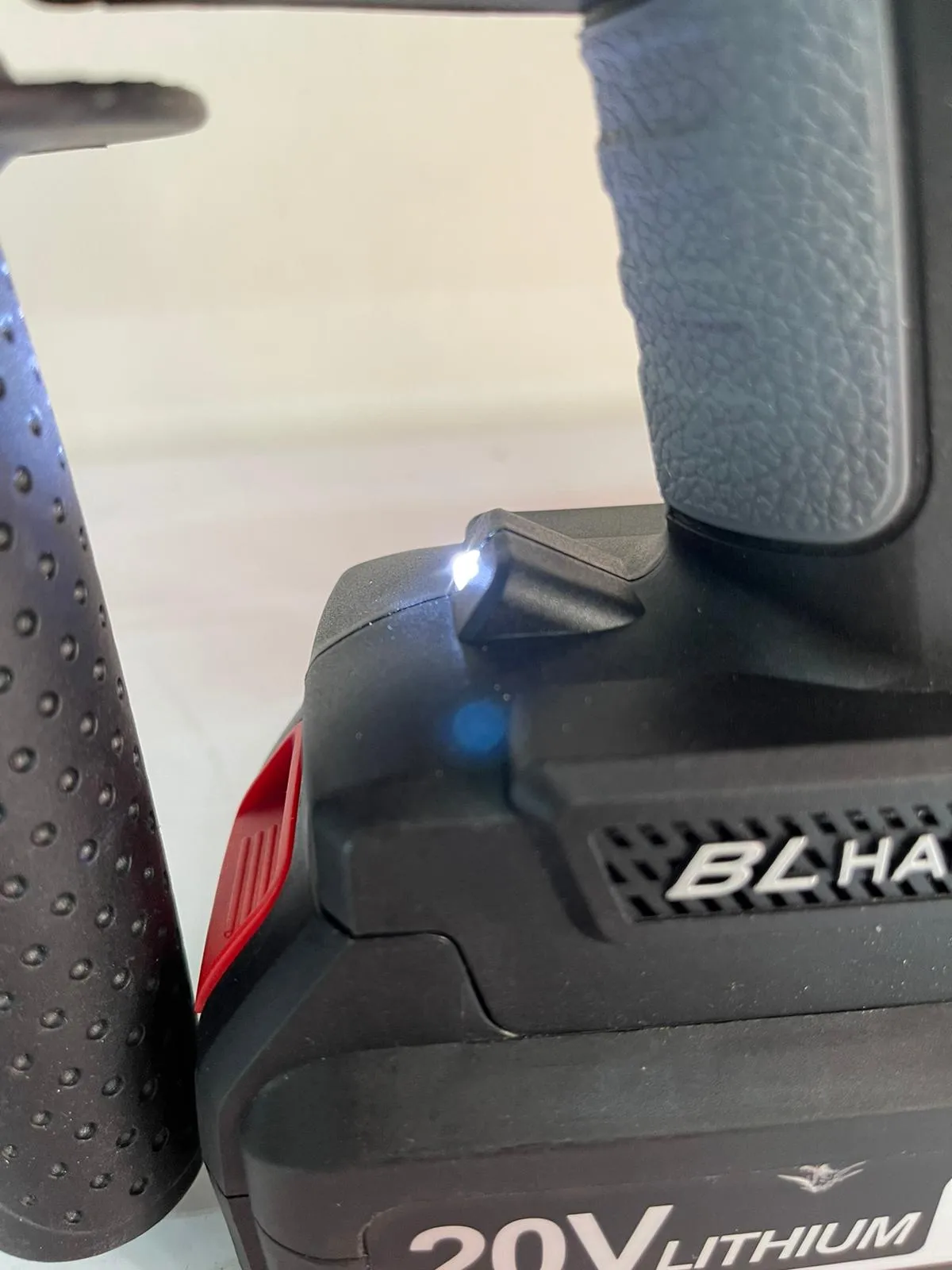 Beiter 20V Cordless Combo Kit | Model : BRH60-BTKIT02