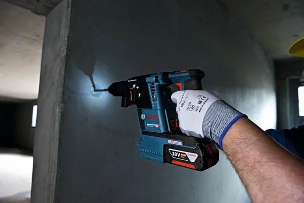 Bosch GBH 18V-26 Professional Cordless Rotary Hammer With SDS Plus | Model : B-GBH18V-26