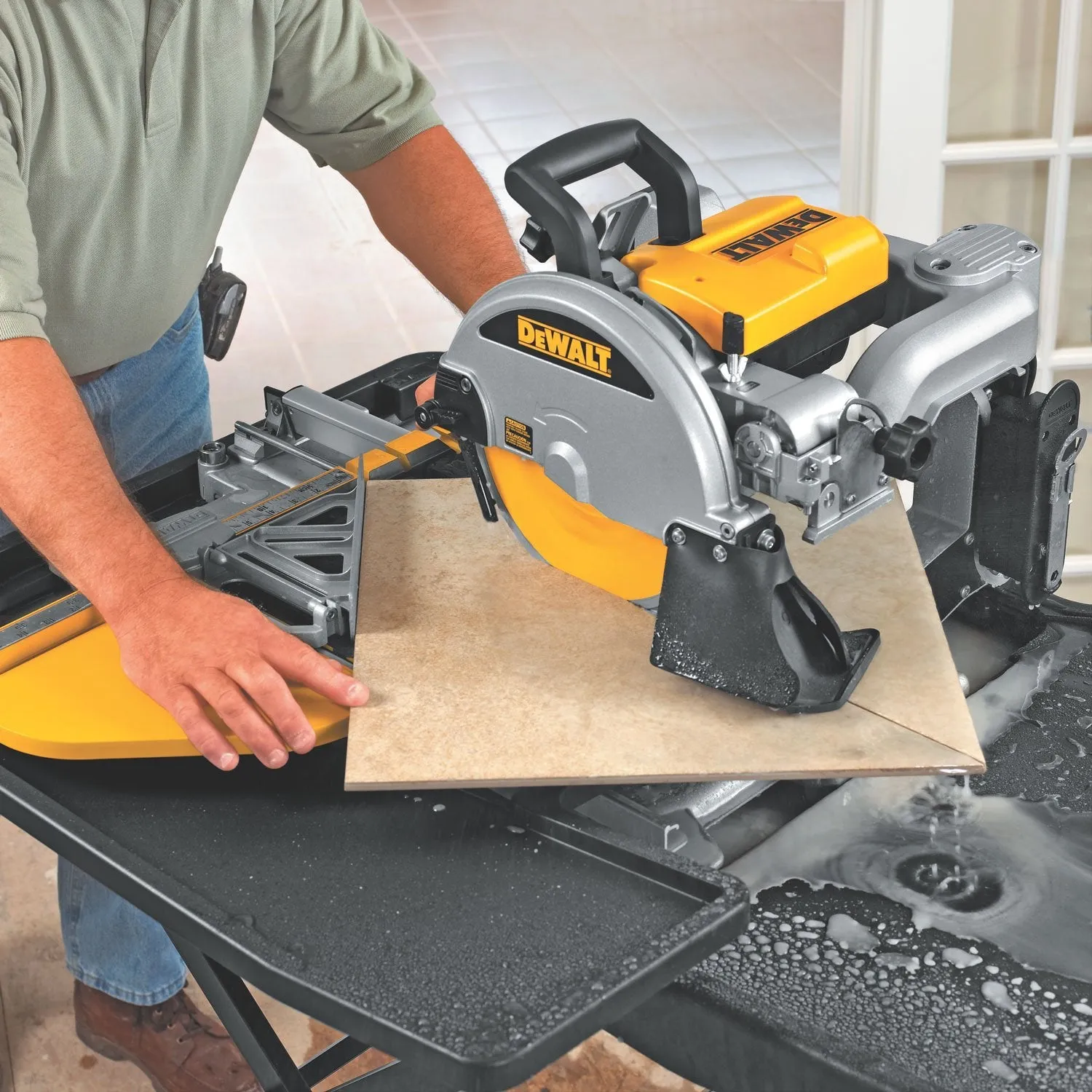 DeWALT D24000 10" Wet Tile Stone Slate Cutter Cutting Saw - 24" Cut Capacity