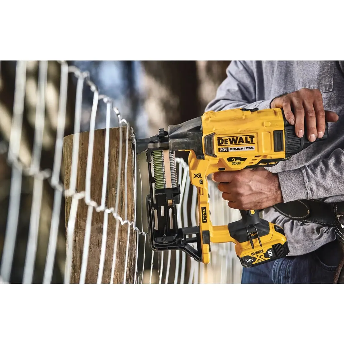 DEWALT DCFS950B-20V MAX* XR 9  Guage Cordless Fencing Stapler (Tool Only)