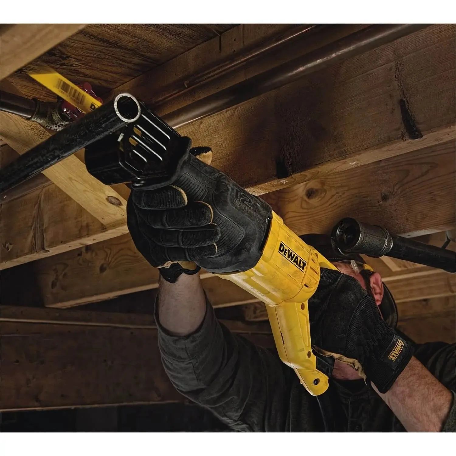 DEWALT DWE305-Reciprocating Saw, Corded, 12-Amp