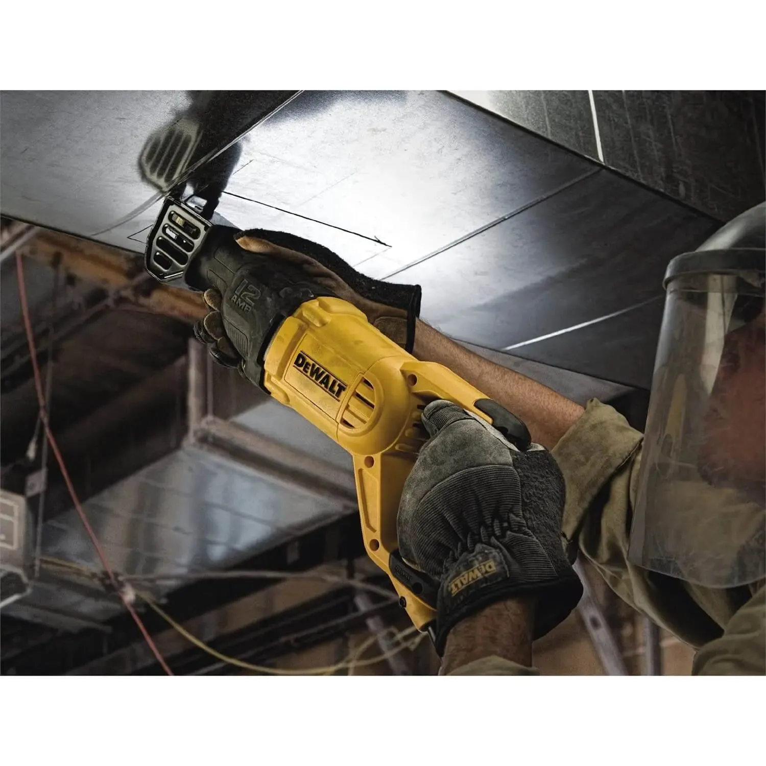 DEWALT DWE305-Reciprocating Saw, Corded, 12-Amp