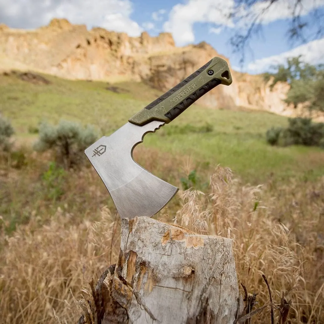 Gerber GER1069308 - Stake Out   Fire Starter   Pack Hatchet