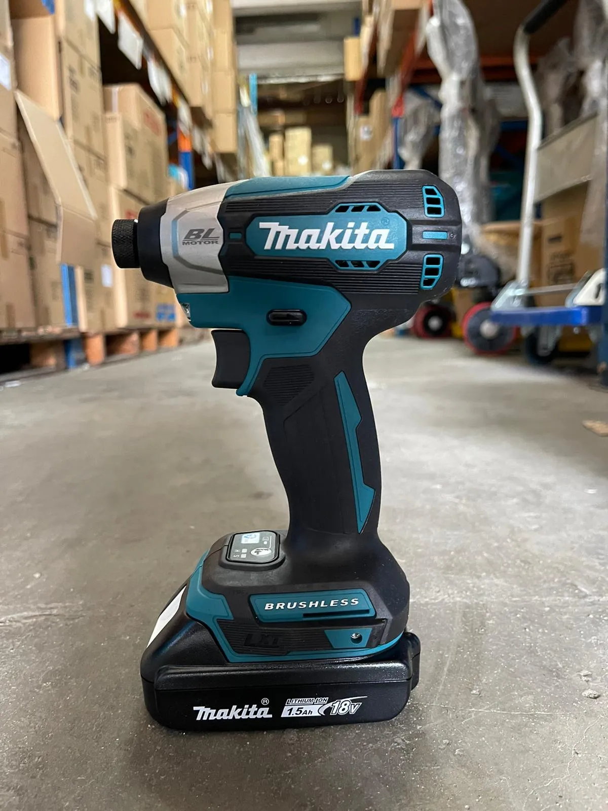 Makita (DTD157 DHP487) 18v 1.5ah Cordless Combo Kit (Free Makita Bag!) | Model : M-DLX2414YX7