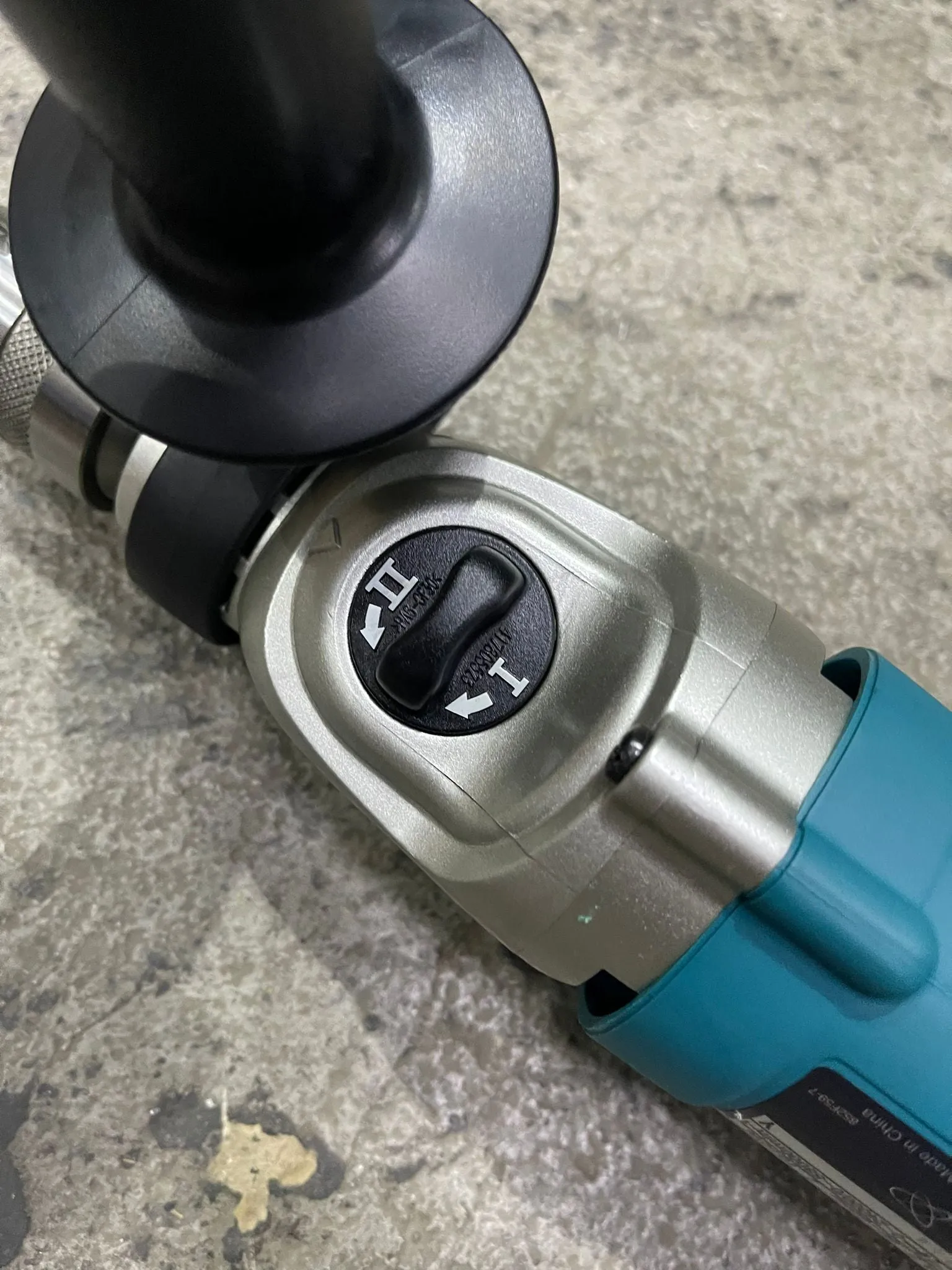 Makita HP2070 Hammer Drill Come with Metal drill Set M-force 19 pcs  (D-67583)  | Model: M-HP2070