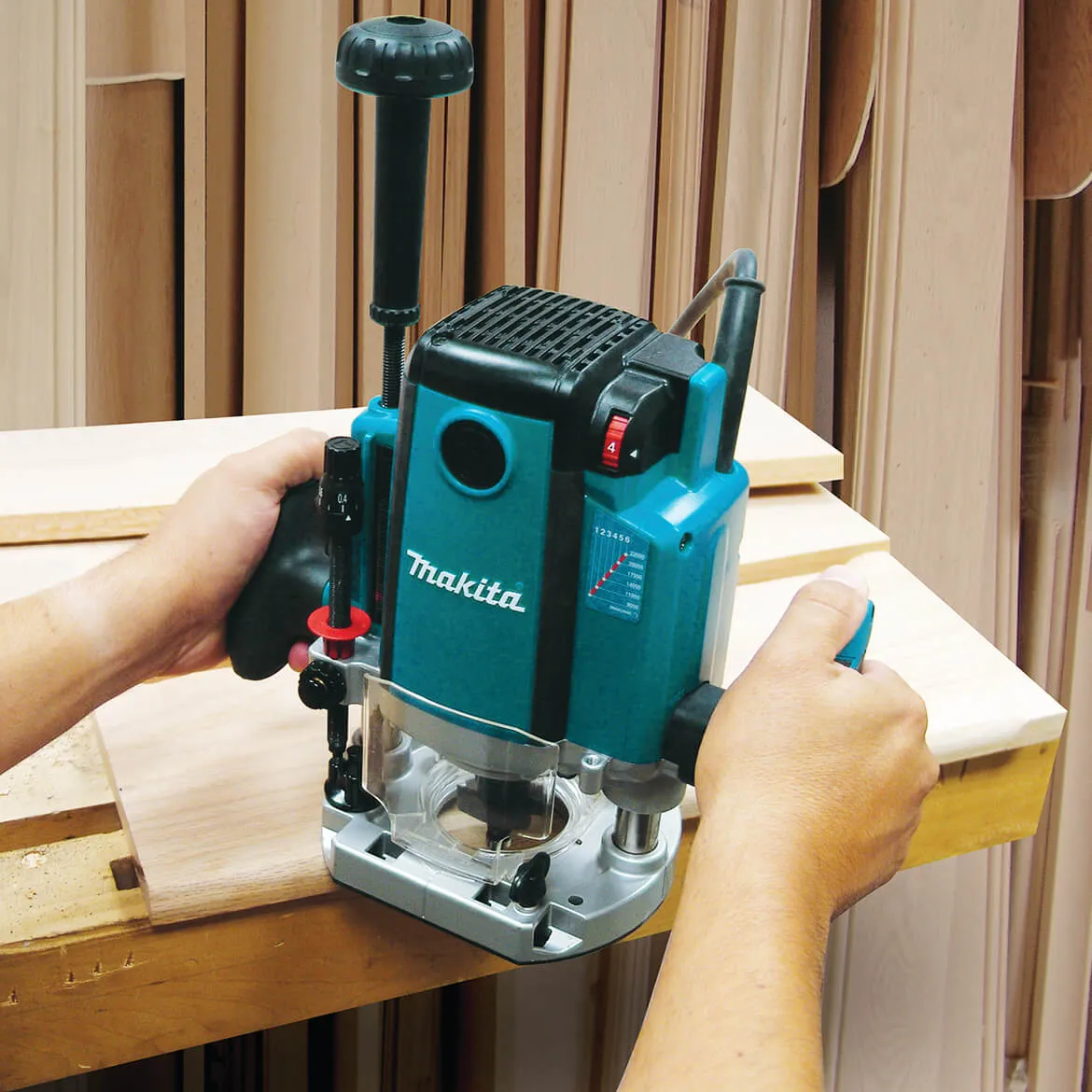 Makita RP2301FC 3-1/4 HP 15.0 Amp 9,000-22,000 Rpm 2-3/4-Inch Plunge Router